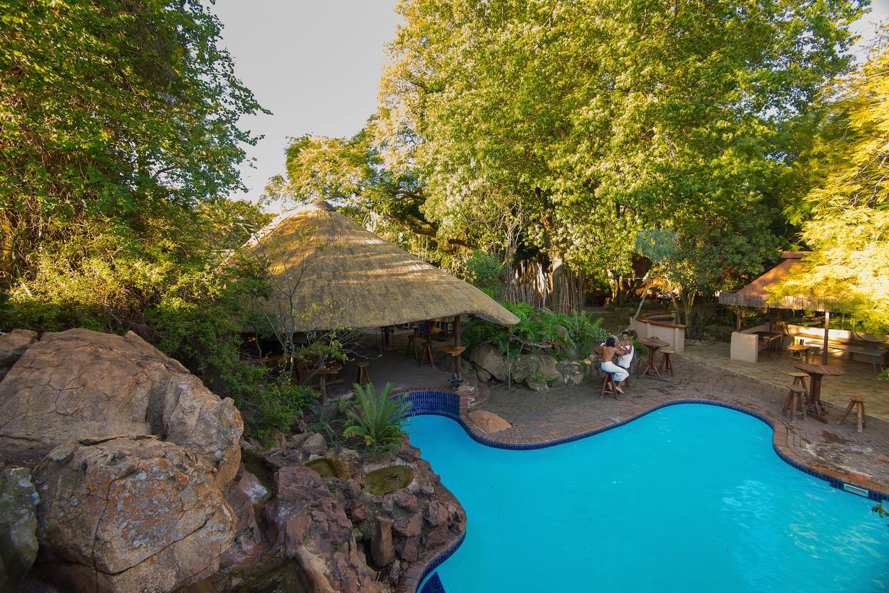 Amadwala Lodge Roodepoort Eksteriør bilde