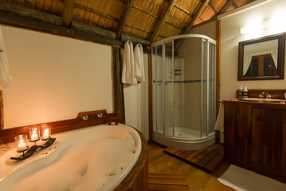 Amadwala Lodge Roodepoort Eksteriør bilde