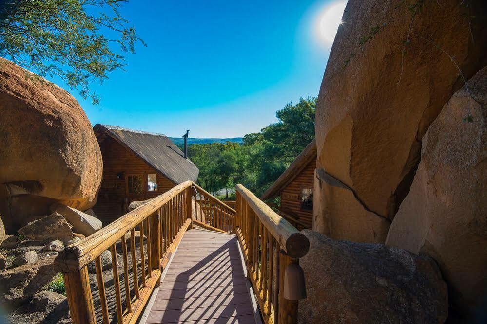 Amadwala Lodge Roodepoort Eksteriør bilde